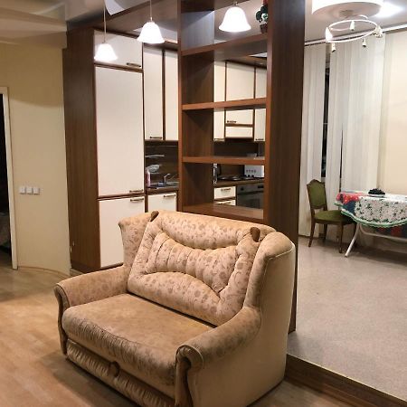 Lux In The Center With Jacuzzi Most City Area Dnipro Eksteriør bilde