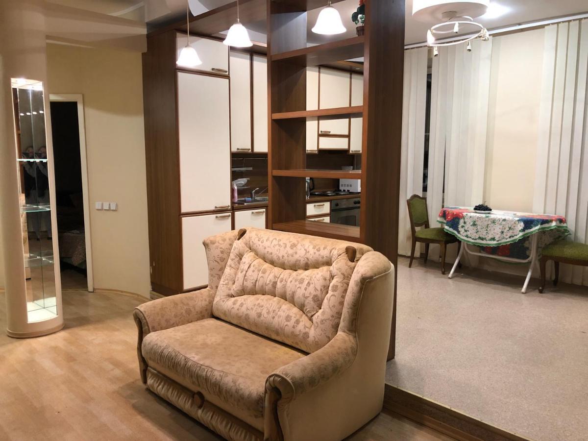 Lux In The Center With Jacuzzi Most City Area Dnipro Eksteriør bilde